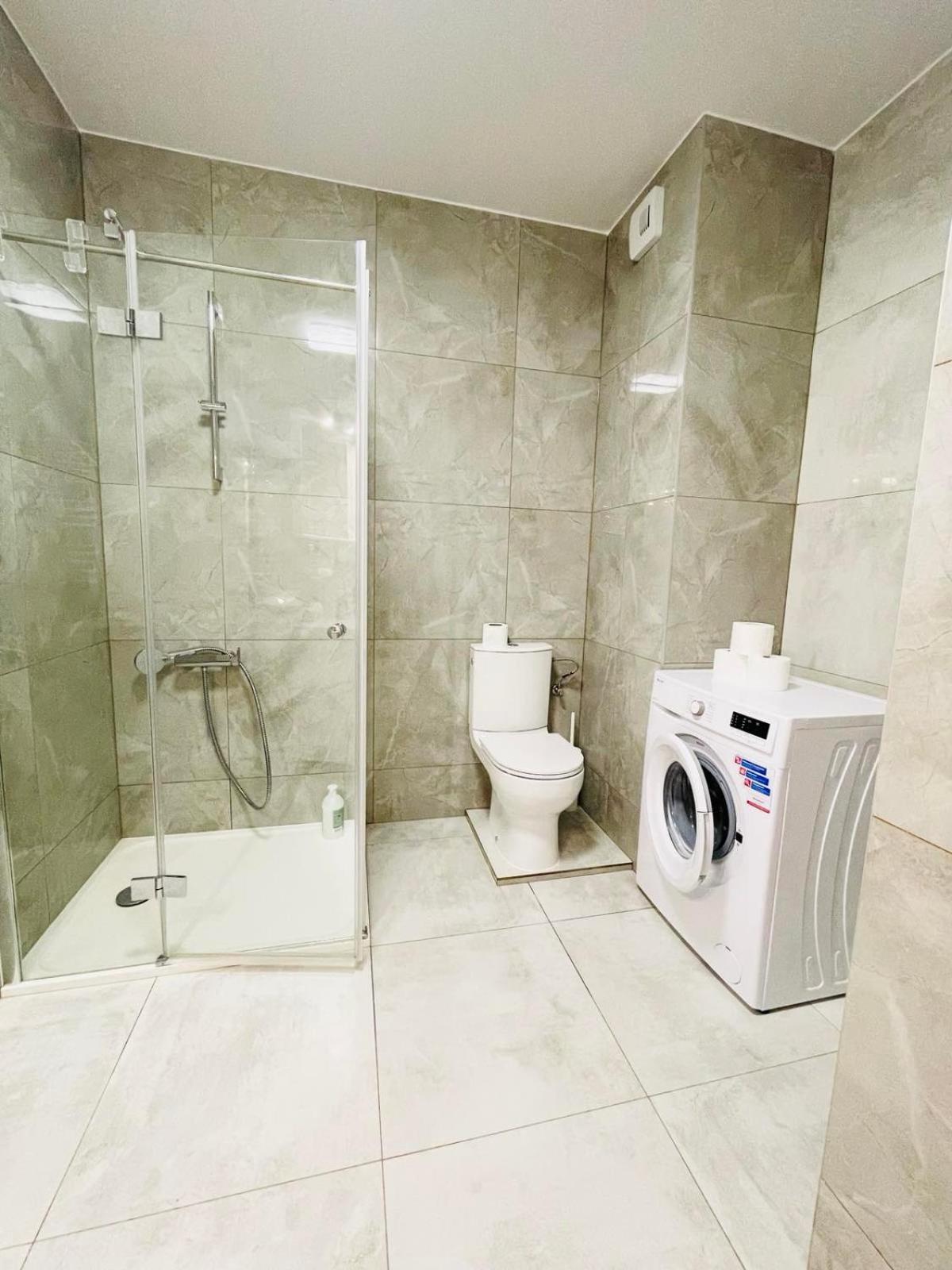 Aleja Powstancow Wielkopolskich Apartman Szczecin Kültér fotó